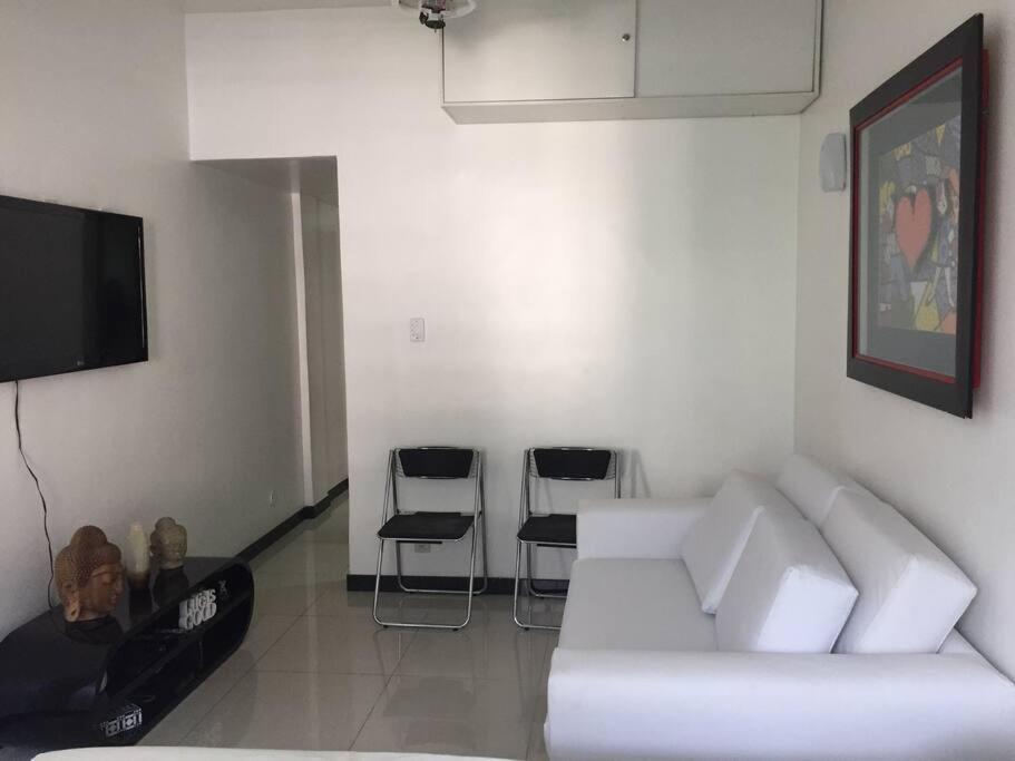 Arcanjo Aluga Apartamento Inteiro Em Copacabana リオデジャネイロ エクステリア 写真